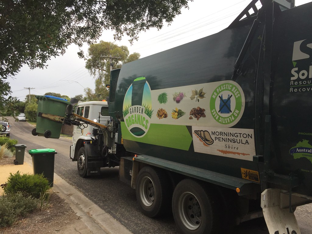Maitland GreenWaste truck on Mornington Recycle. 2 trucks… Flickr