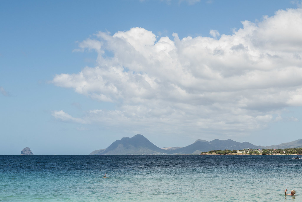 Martinique 2017 Femme couchée depuis l'Anse Figuier