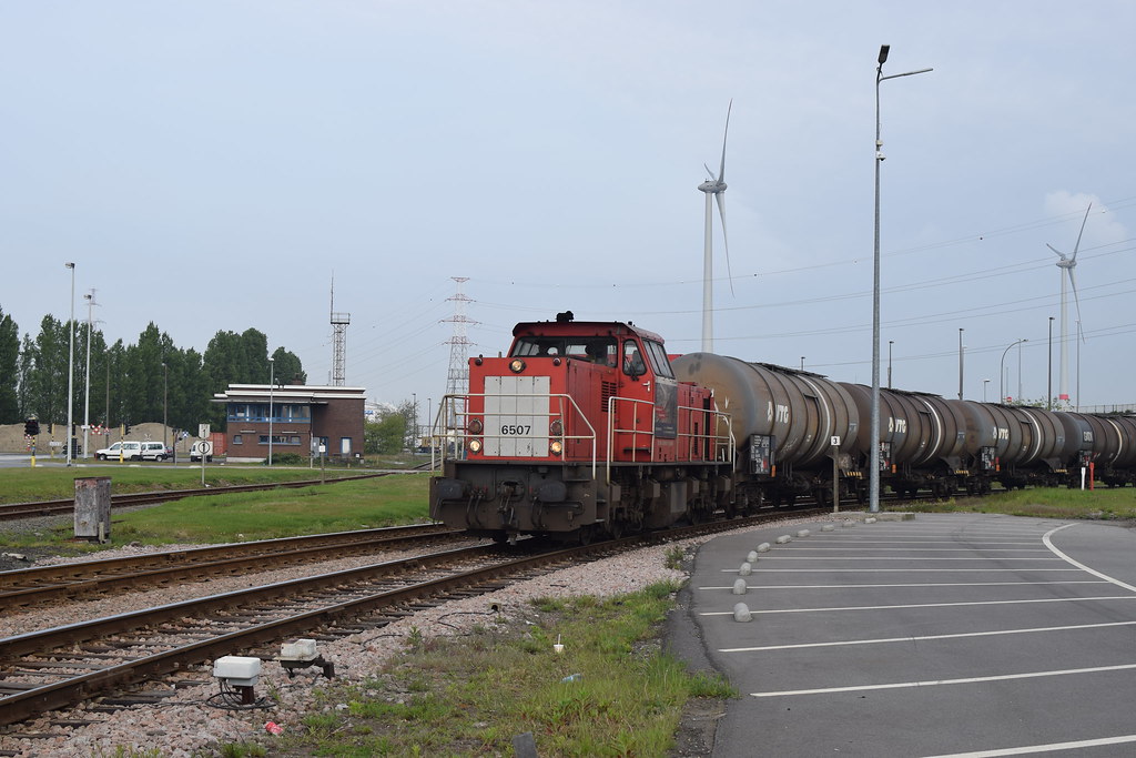 6507 Antwerpen DS Blok 6 Een lege diesel/mazouttrein wordt… Flickr