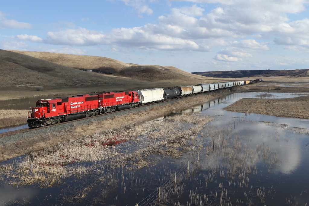 H75 across the Des Lacs River the usually almost swamp lik… Flickr