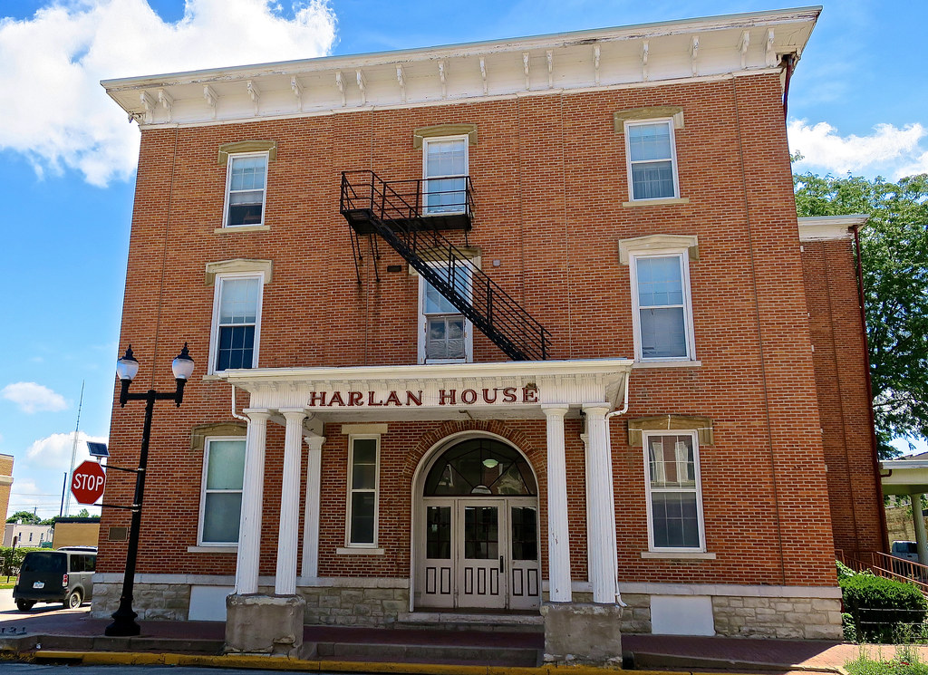 Harlan House, Mt. Pleasant, IA Harlan House Hotel, 122 Nor… Flickr