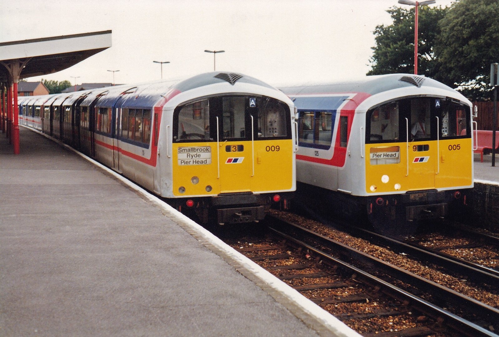 Network SouthEast class 483 EMUs Flickr