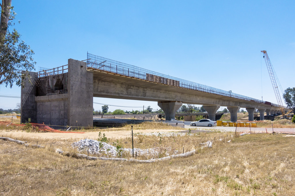 HSR Fresno River Viaduct, Madera Photo by Sergio Ruiz SPUR Flickr