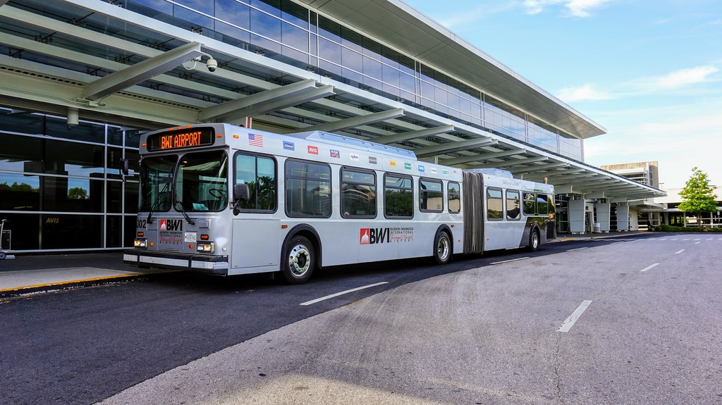 BWI Rental Car Shuttle 2002 New Flyer D60LF 302 MW Transit Photos