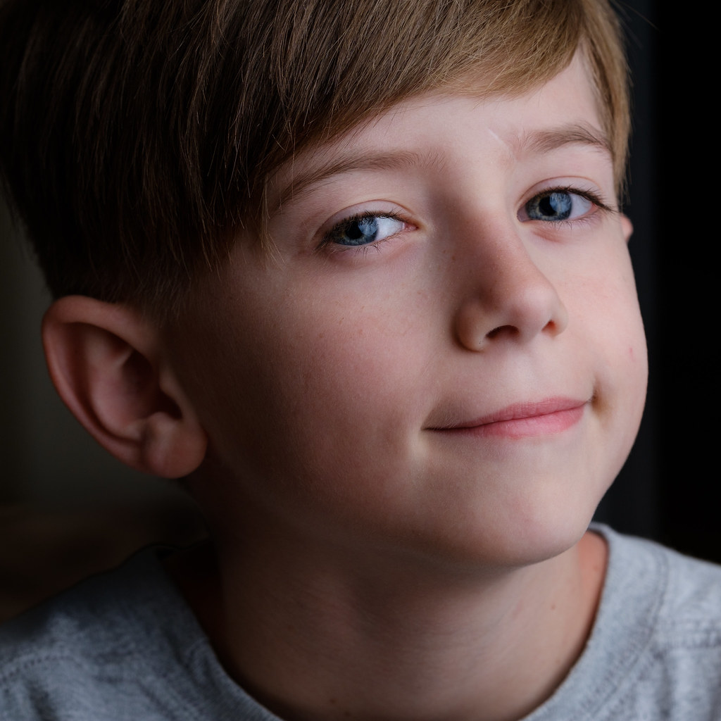 More Fun With Speed Lights on a Friday Night This time in … Flickr