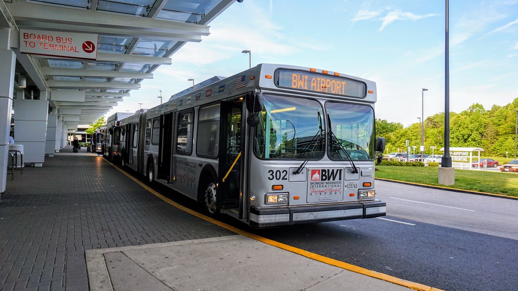 BWI Rental Car Shuttle 2002 New Flyer D60LF 302 MW Transit Photos