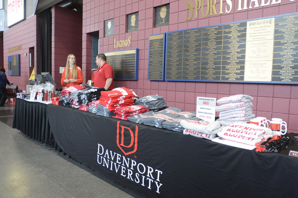 _TJ27093 Davenport University Flickr