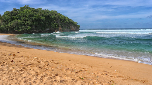 Rute dan Harga Tiket Masuk Pantai Ngliyep Desa Kedungsalam… Flickr