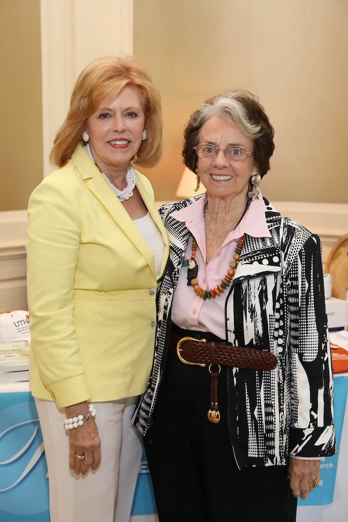 Bette Thomas and Jane Block at the UTHealth 2017 PARTNERS … Flickr