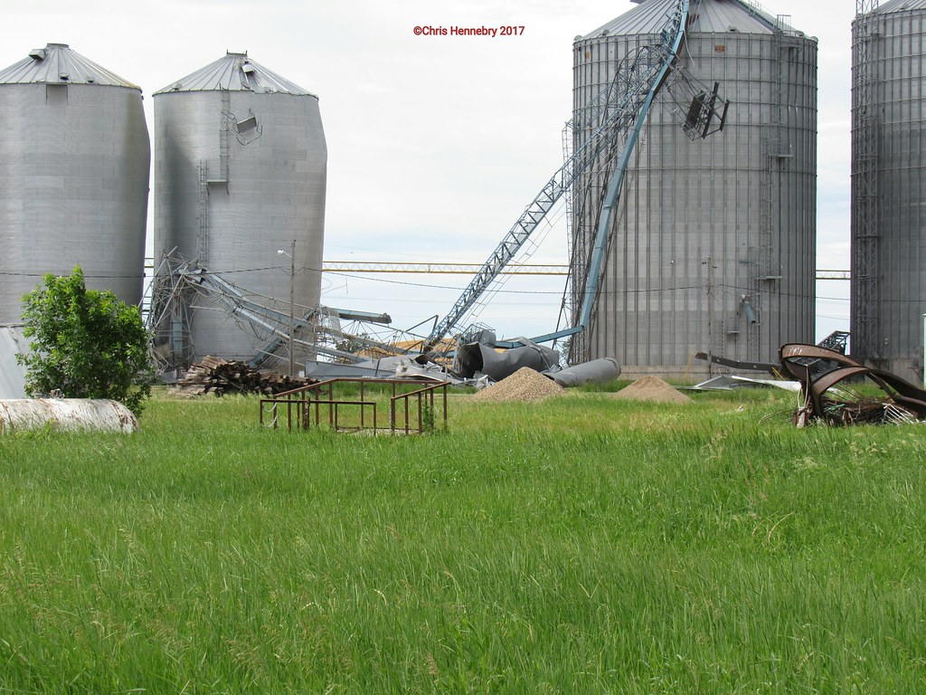 Tenney, MN Grain Elevator Storm Damage Minkota Railfan Flickr