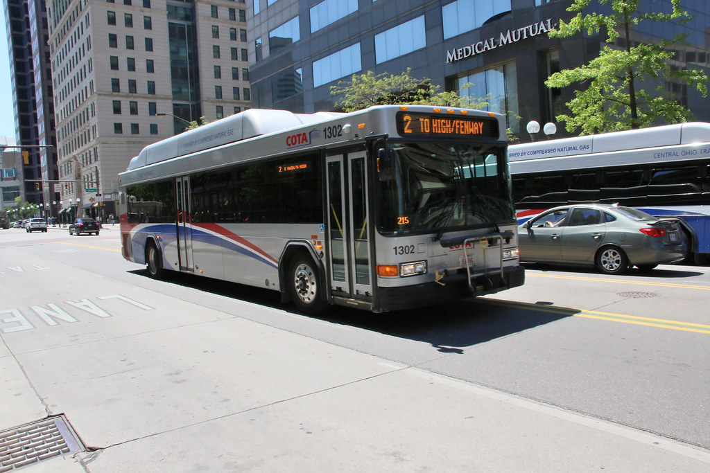 Columbus Ohio COTA Central Ohio Transit Authority) 1302 G… Flickr