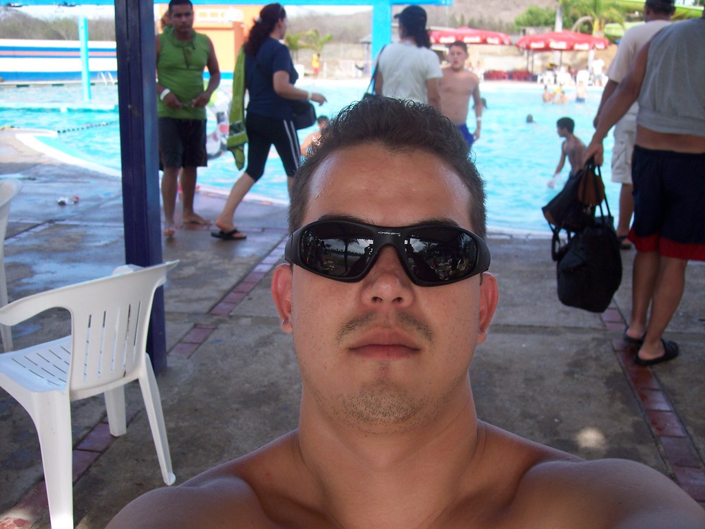 Alucinado No me gustan los lentes, pero algo me paso en lo… Flickr
