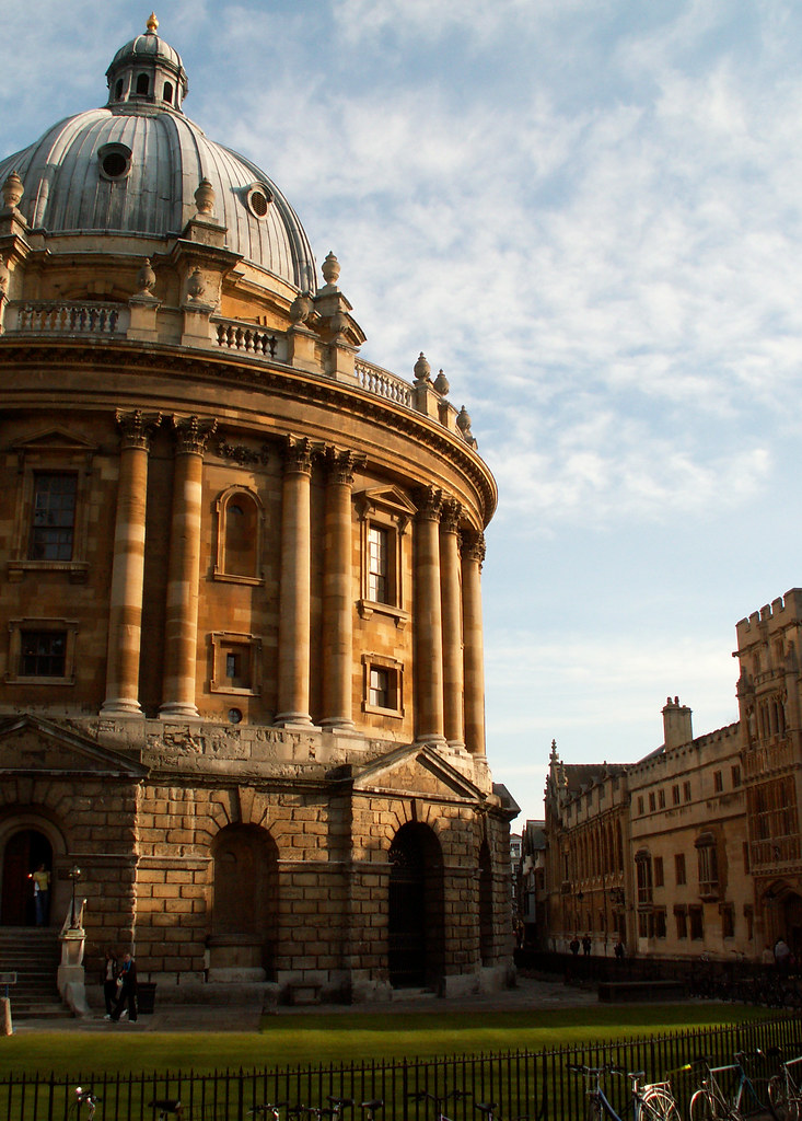 Radcliffe camera Constructed from 1737 to 1749 the Radclif… Flickr