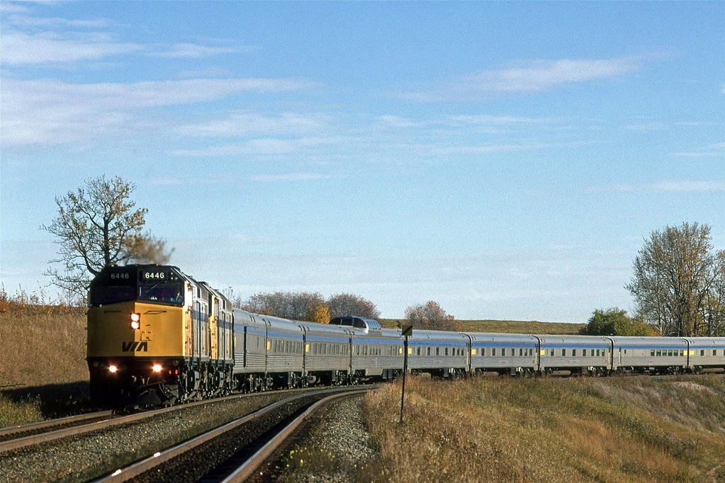 1994 10 08 2 VIA 6446 1 Canadian 2, Carvel AB (Custom) Flickr