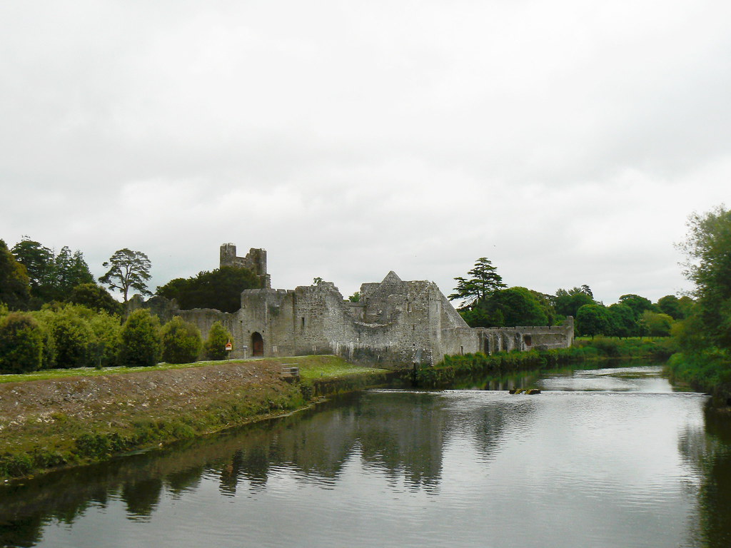 Adare, Co. Limerick, Ireland. Adare Desmond Castle, Limeri… Flickr