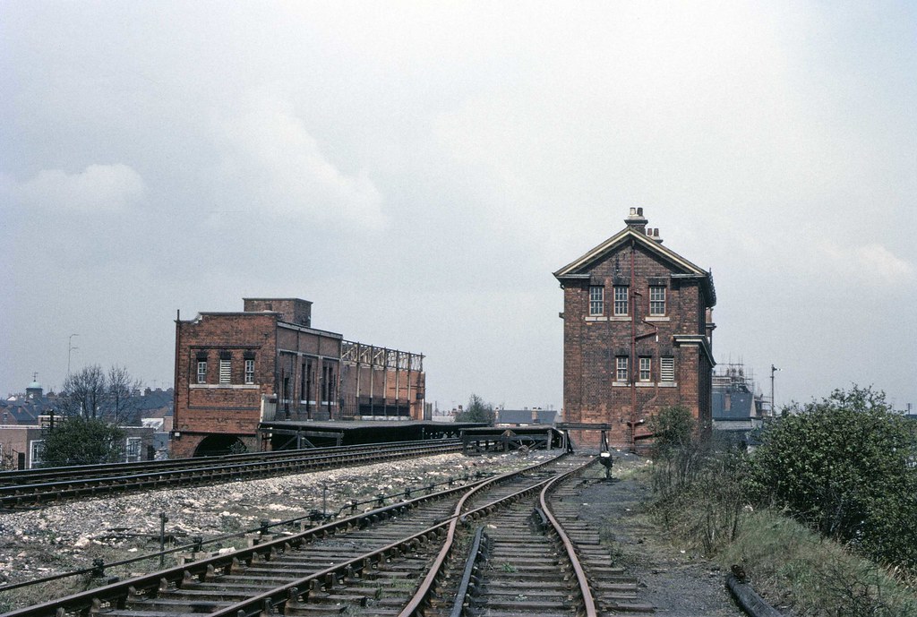 Mansfield Central station Mansfield Central station on the… Flickr