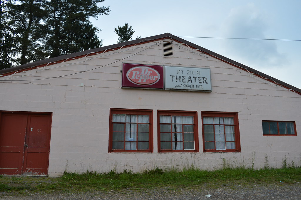 Mt. Zion Drive In Calhoun County, WV Long standing drive i… Flickr