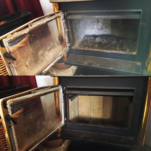 Combustion heater makeover. New fire bricks and door rope… Flickr