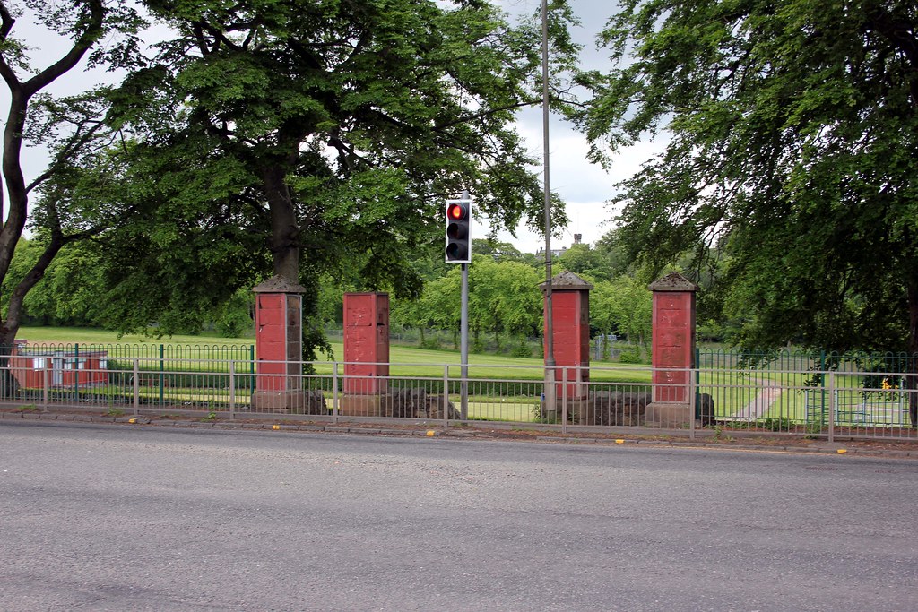 Airdrie. Katherine park.Forrest street. boneytongue Flickr