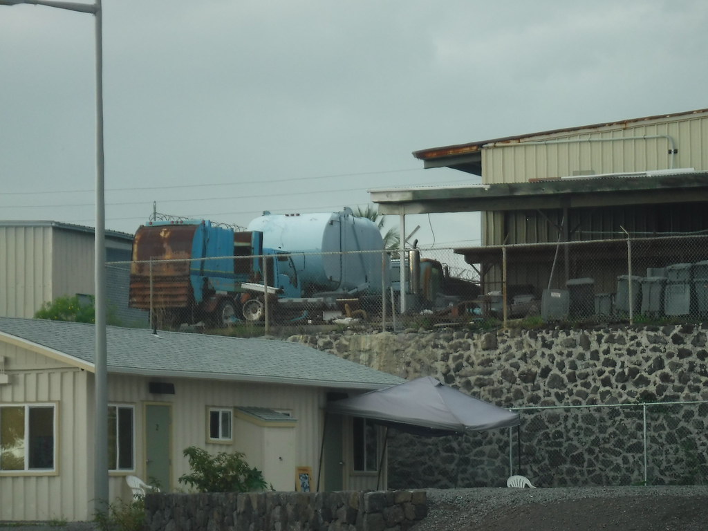 Hawaii P.F.I. Rubbish Service KailuaKona, HI 6/18/17 Her… Flickr