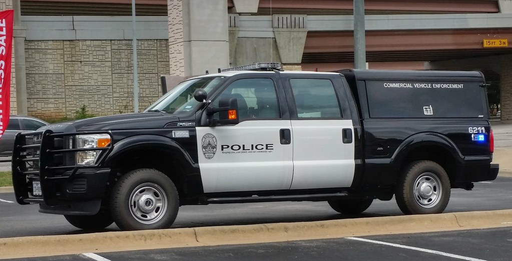 Austin, TX Police Commercial Vehicle Enforcement Ford F25… Flickr