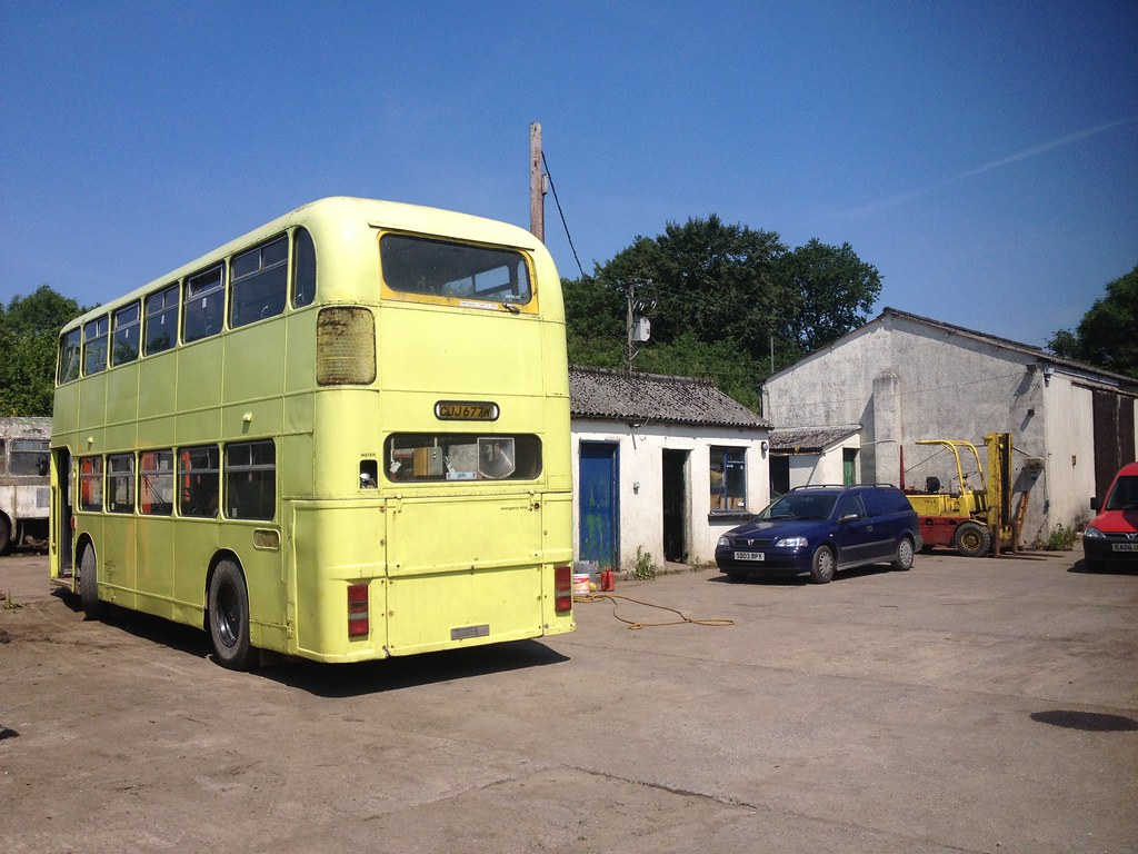Chepstow Classic Buses CJJ677W ExEast Kent Bristol VR / E… Flickr