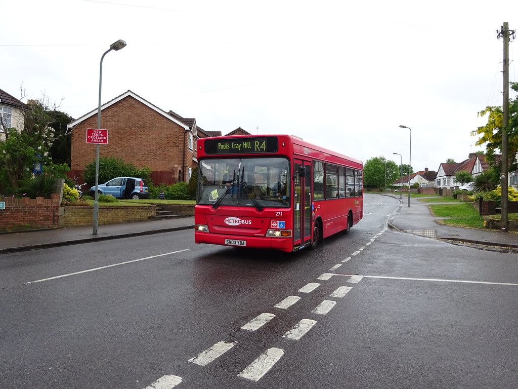 271 SN03 YBA on route R4 in Chelsfield Road, in light rain… Flickr