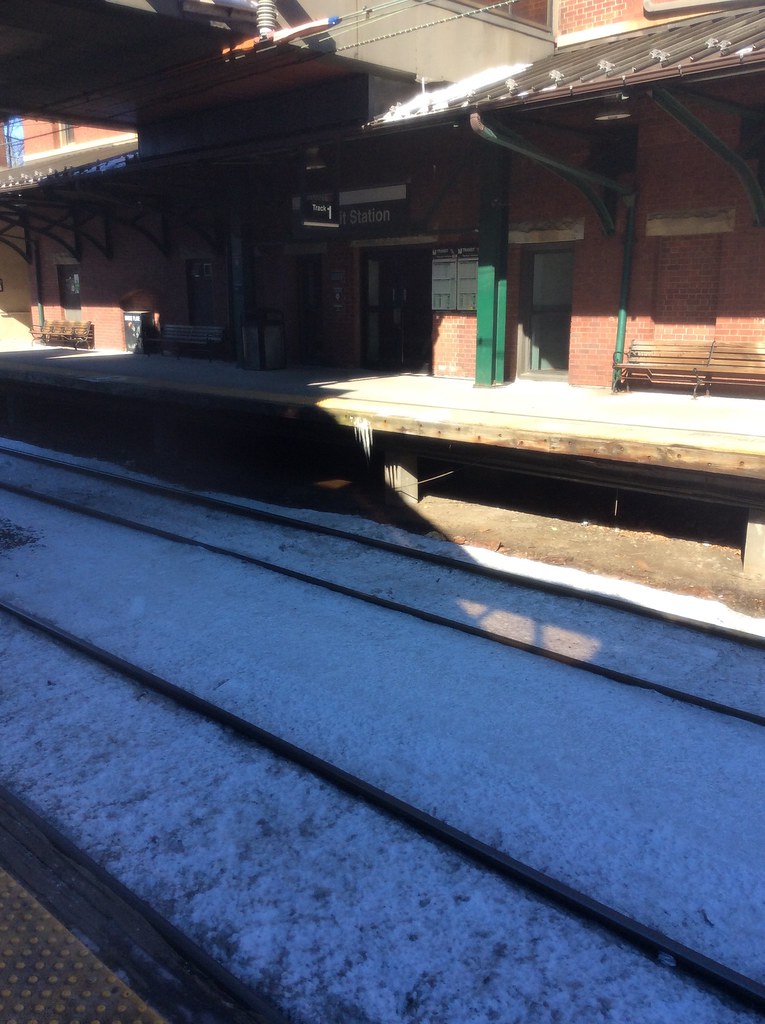 IMG_0002 Summit Train Station, January 31, 2015 Sean & Kri… Flickr