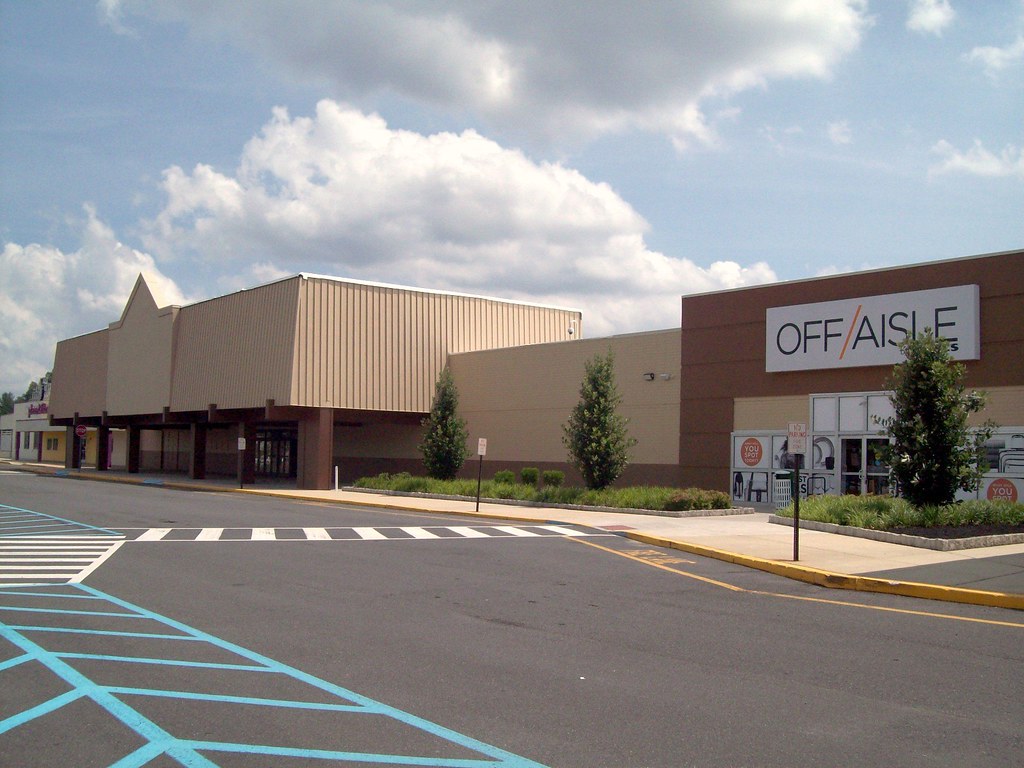 Off Aisle Former Clover Store Cherry Hill NJ Kohl's pilot … Flickr
