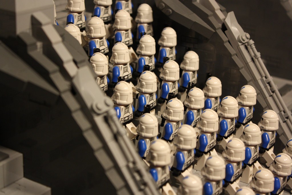 Lego March on the Jedi Temple MOC The time has finally c… Flickr