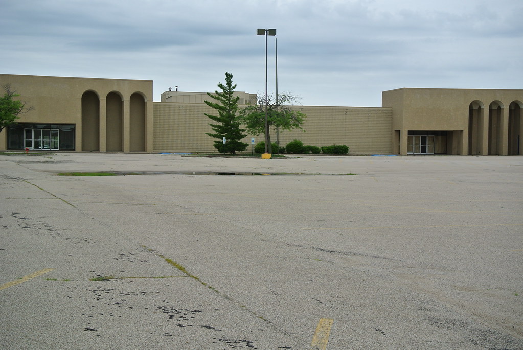Former Sears Sandburg Mall Galesburg IL The Sandburg Mall … Flickr