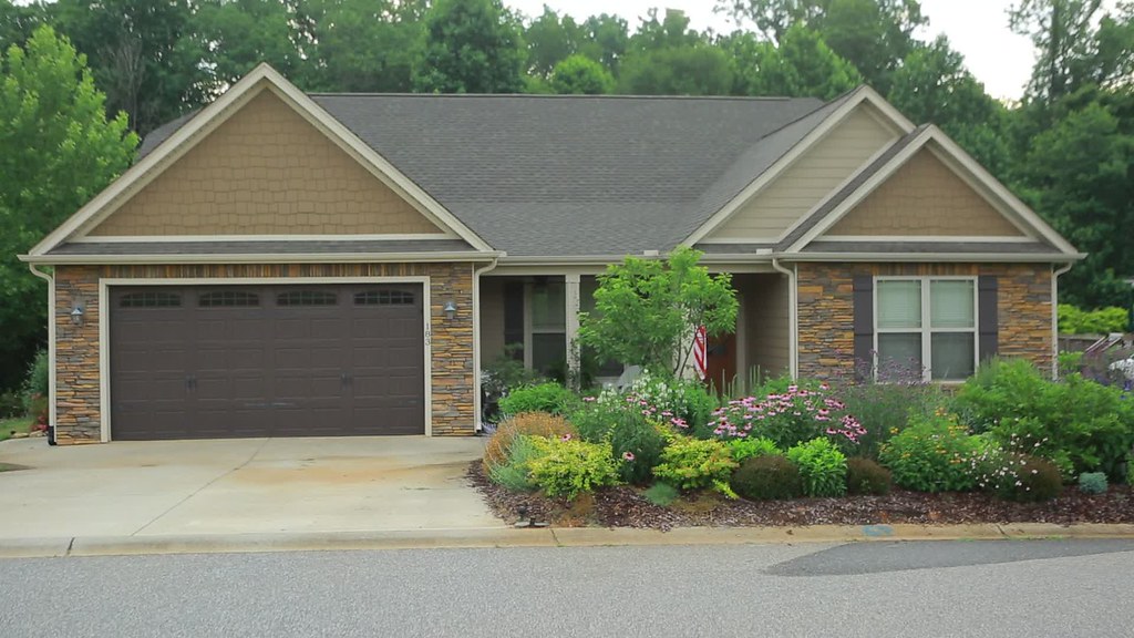 Colfax Dr June 2017 Lyn Pesterfield Flickr