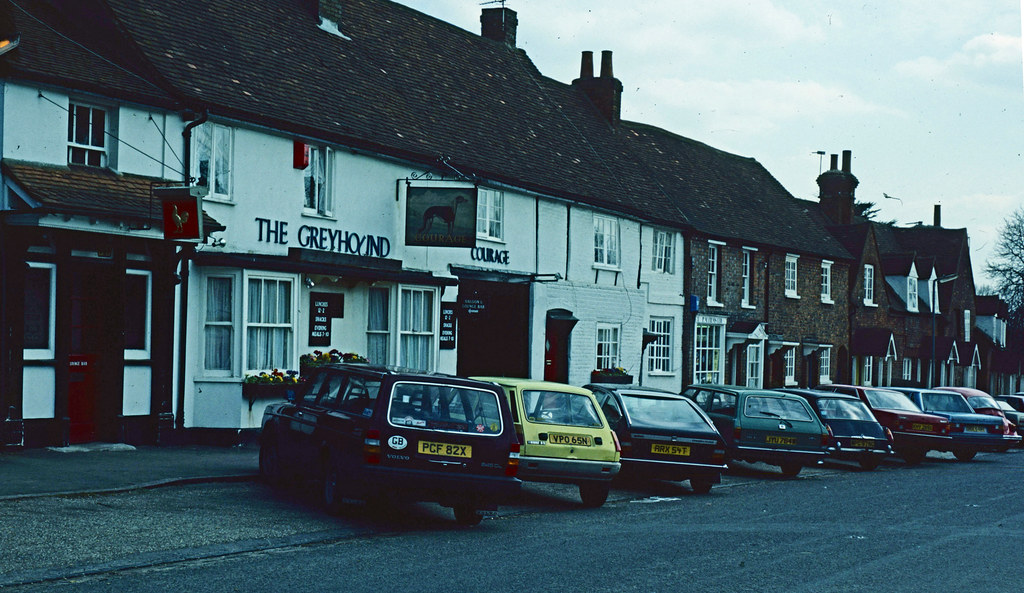 The Greyhound, Windsor End, Beaconsfield April 1984 Flickr