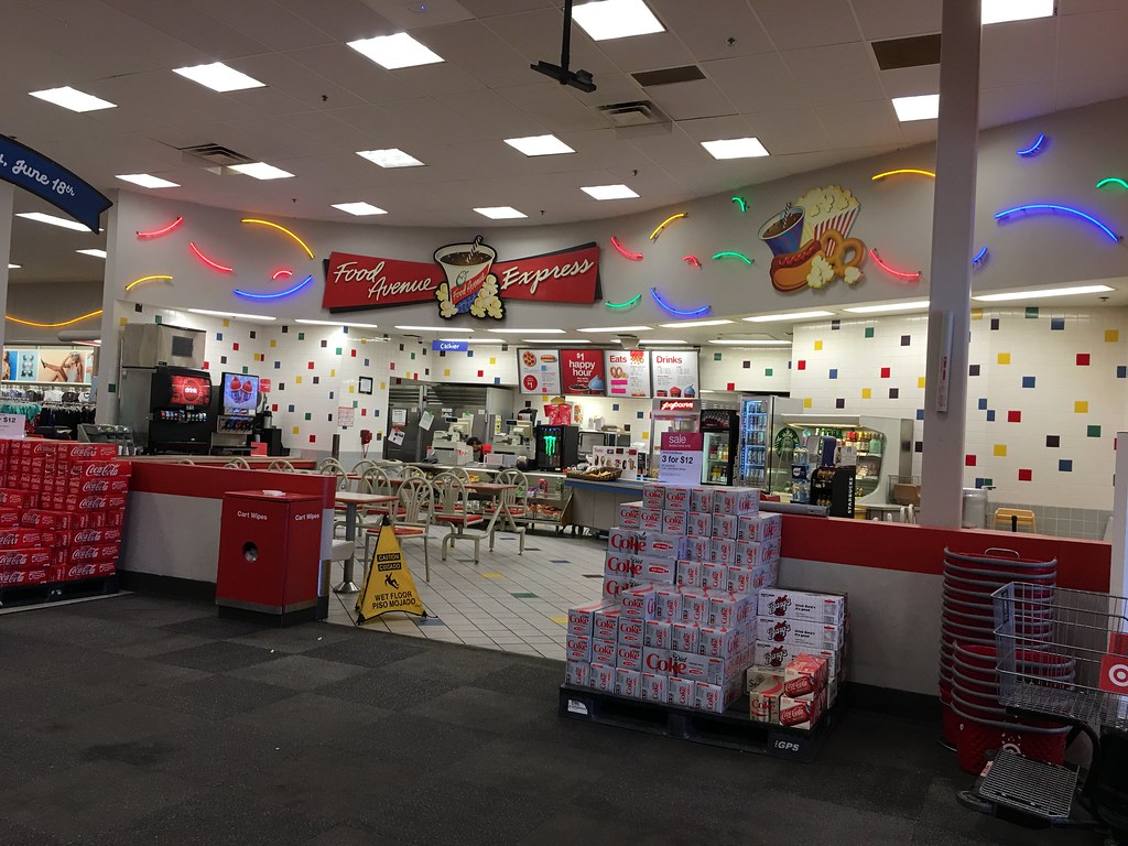 Target Crystal Lake (Chicago), Illinois Food Avenue Express a