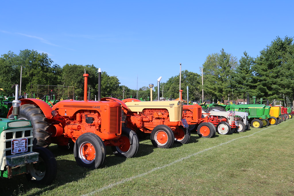 Penfield IL, Historic Farm Days, I&I Tractor Club 2017 Bruce Wicks