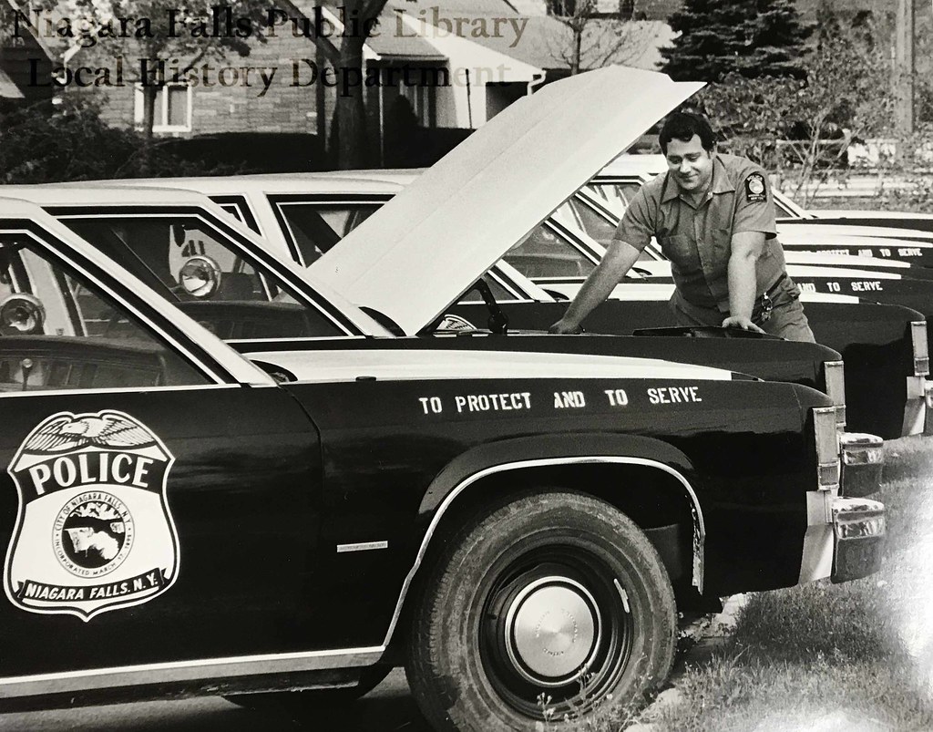 Niagara Falls New York Police Cars 1980s A Niagara Gazette… Flickr