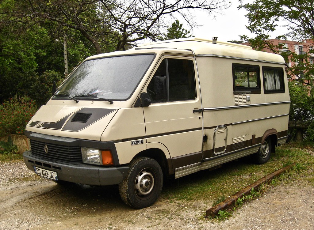 1988 RENAULT Trafic T1300D Eriba CampingCar This round fo… Flickr
