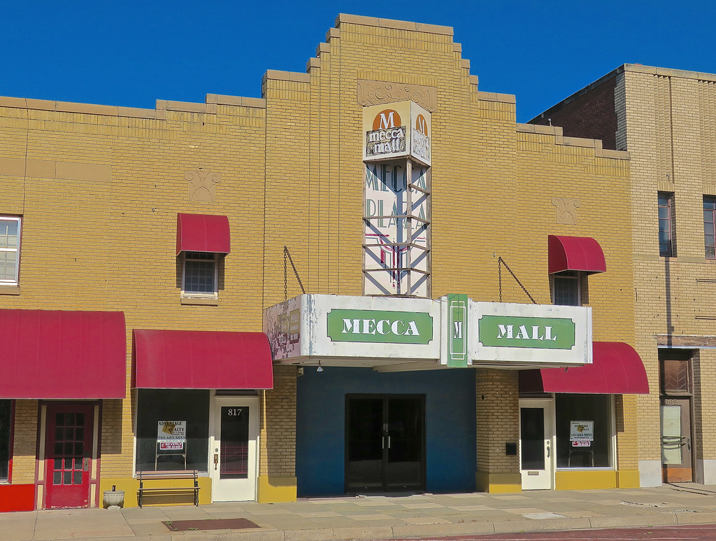 Mecca Mall, Russell, KS Mecca Mall, 817 North Main Street,… Flickr