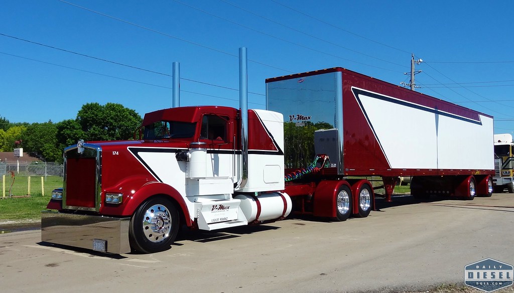 Custom Semi Truck Seen at the 2017 ATHS National Show in D… Flickr