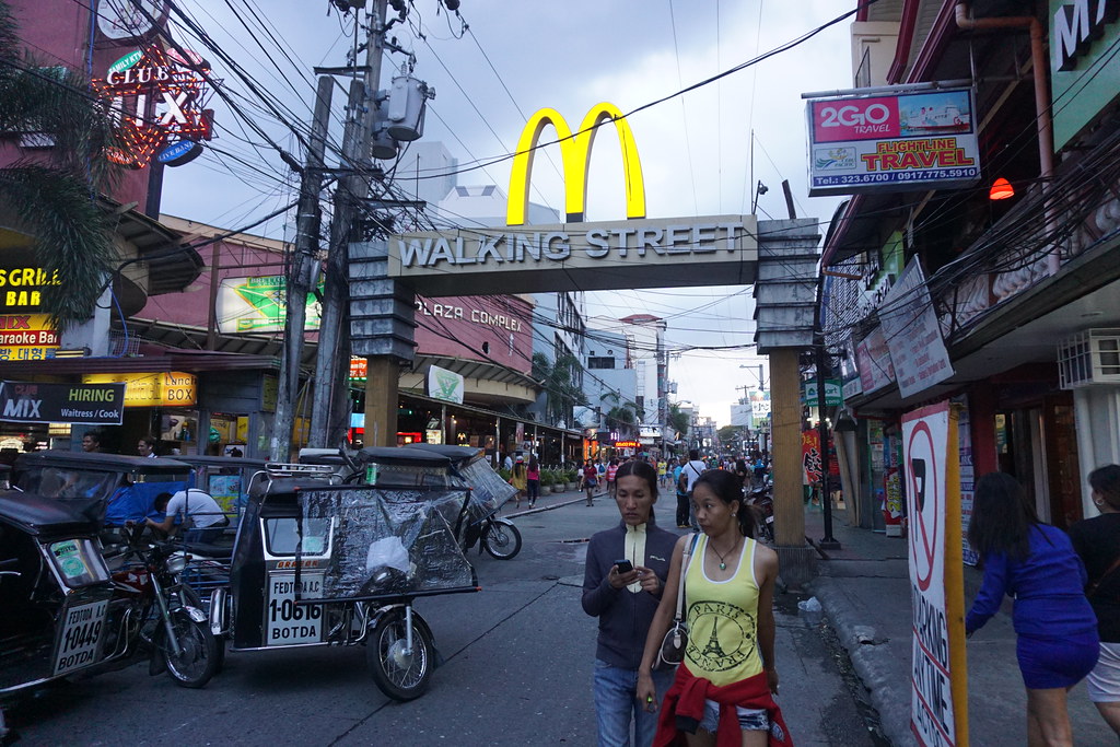 Walking Street, Field's Avenue, Balibago, Angeles City, Fi… Flickr