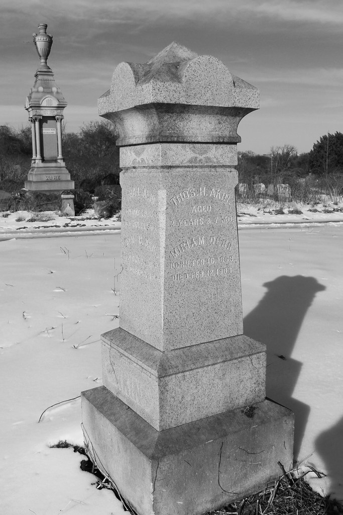 Mount Moriah CemeteryIMG_0296ps Mount Moriah Cemetery, Ye… Flickr