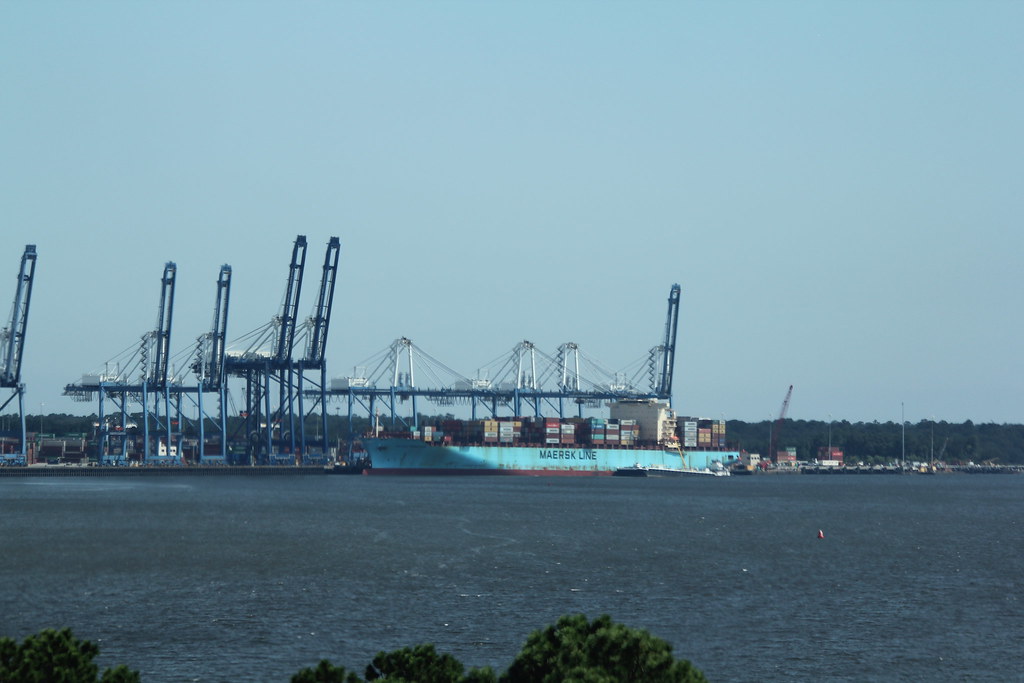 Maersk Straslund, Charleston SC, 7/11/17 Kevin Kerwin Flickr