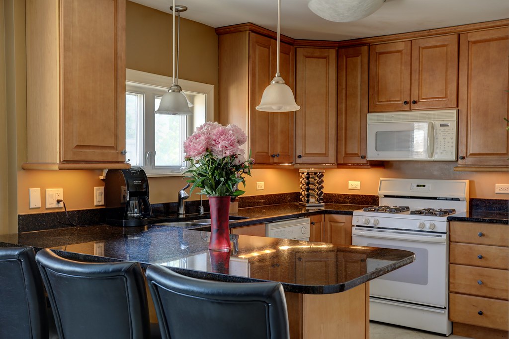 Kitchen Fuse 2ev, 0ev, +2ev photomatix hdr with interior … Flickr