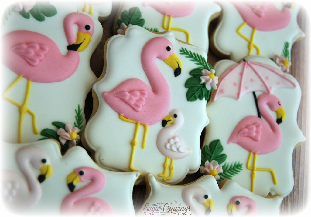 mama and baby Flamingo baby shower favors christinesugarcravings