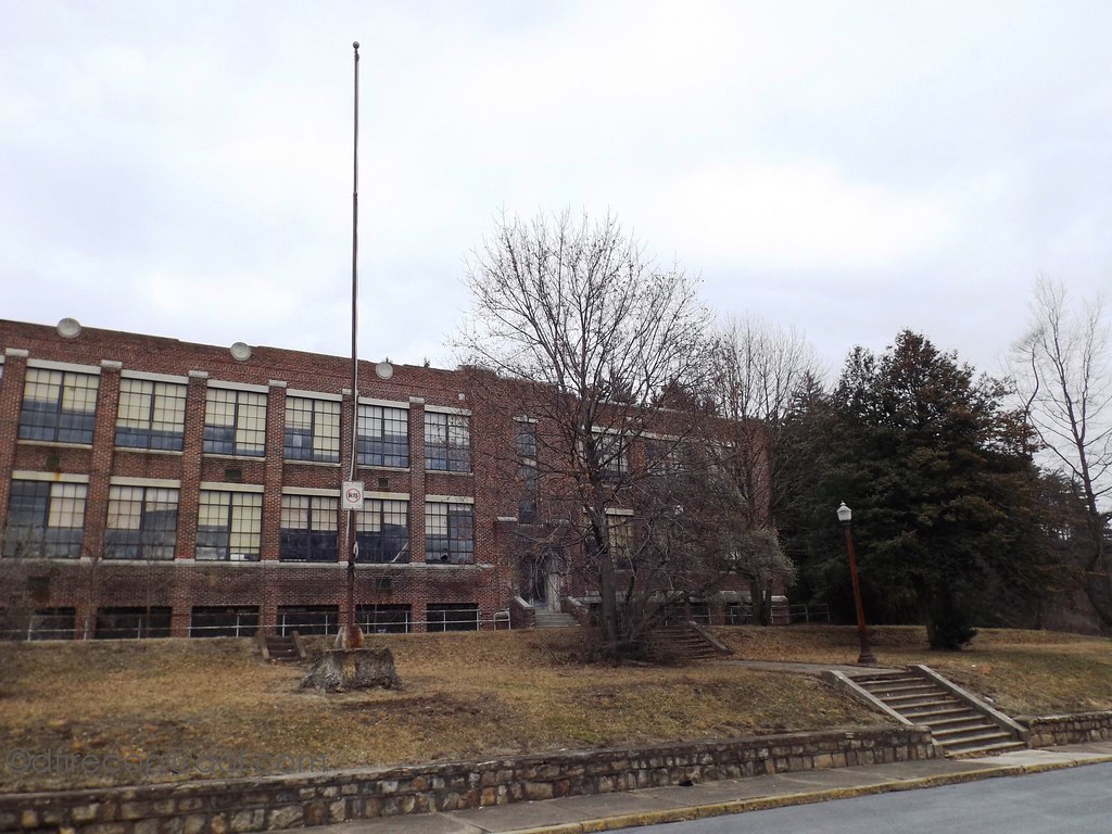 Williamstown High School 625 Julian Street Williamstown PA… Flickr