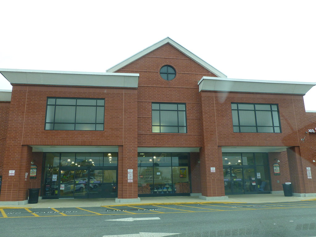 Harris Teeter, W Market St, Greensboro, NC (4) 4640 W Mark… Flickr