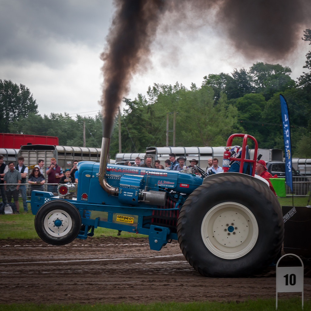 Tractor pull Lancashire Bomber Steve Bird Flickr