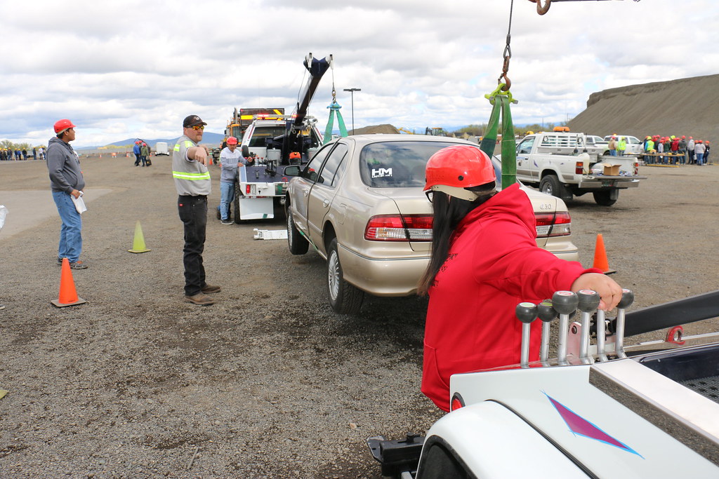 Tow Truck operation (1) ODOT Eastern Oregon Construction a… Flickr