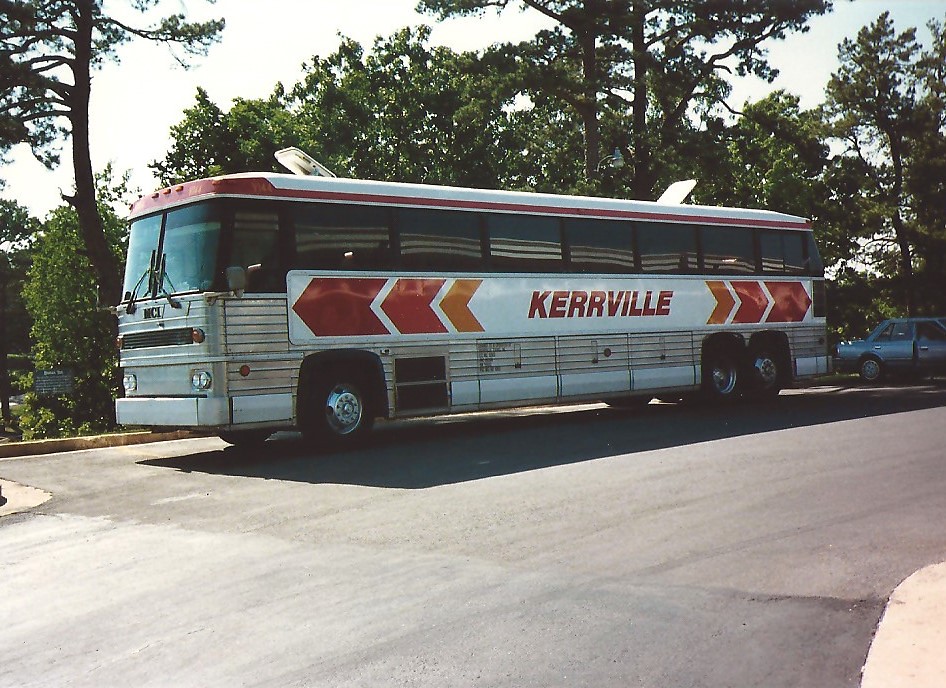 Kerrville Bus Company V144 MCI Arlington,TX. Photo Tom Lan… Flickr