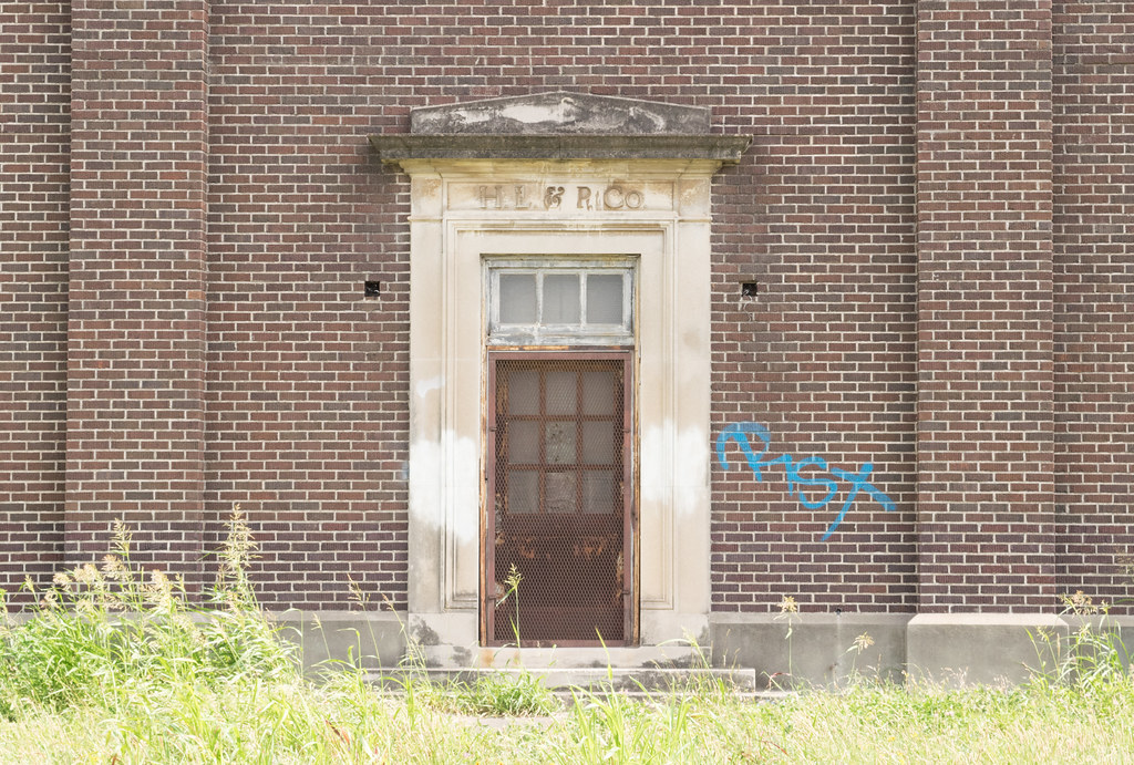 H L & P Building, 2001 Quitman, Houston, Texas 1705191015 Flickr